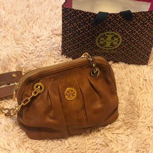Tory Burch Dena mini crossbody style